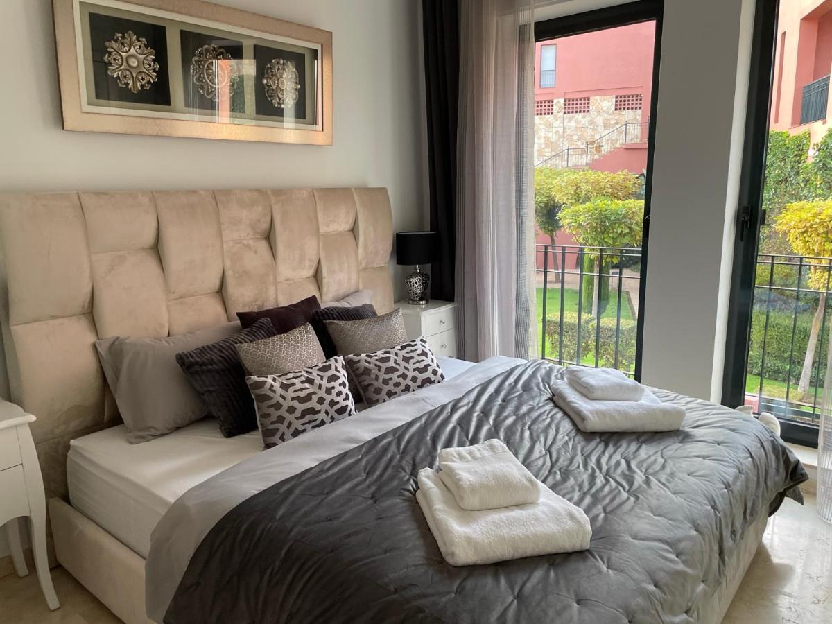 Calahonda Luxury Apartment With A Stunning Sea View Mijas Exterior foto