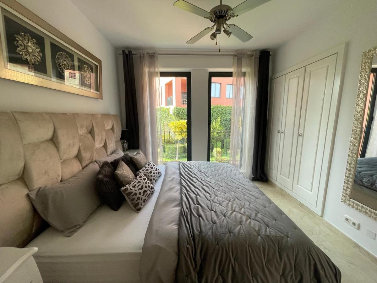 Calahonda Luxury Apartment With A Stunning Sea View Mijas Exterior foto