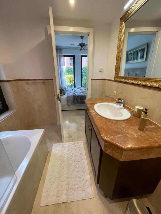 Calahonda Luxury Apartment With A Stunning Sea View Mijas Exterior foto